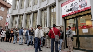 Youth unemployment has reached a record 57 percent in Spain. Photo: EFE