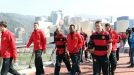 Los jugadores del United pasean por Bilbao. Foto: EFE title=