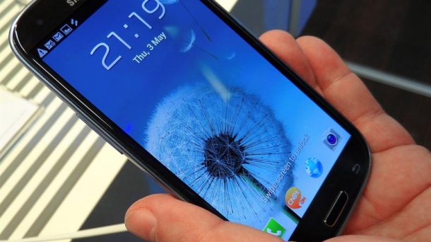Samsung Galaxy III sakelako telefonoa. Argazkia: EFE