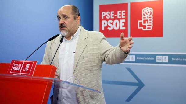 El secretario general de Araba del PSE-EE, Txarli Prieto. EFE