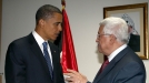07/2008. Obama junto al presidente palestino, Mahmoud Abbas. Foto: EFE title=