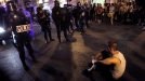 Sentada en las protestas contra los recortes, en Madrid. Foto; EFE title=