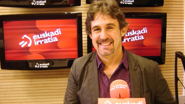 Pello Urizar, gaur Euskadi Irratian. EITB