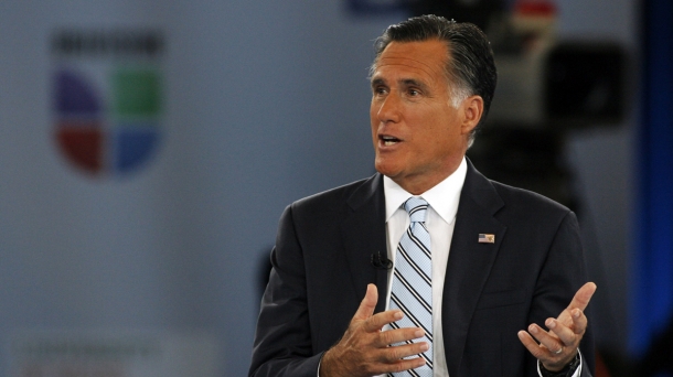 Mitt Romney Univision katean egindako elkarrizketan. Argazkia: EFE