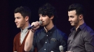 The Jonas Brothers Europako MTV Sarietan. Argazkia: EFE title=