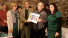Euskadi Irratia ha ofrecido una placa a Argia, en agradecimiento al premio otorgado por los 30 años de la emisora. title=
