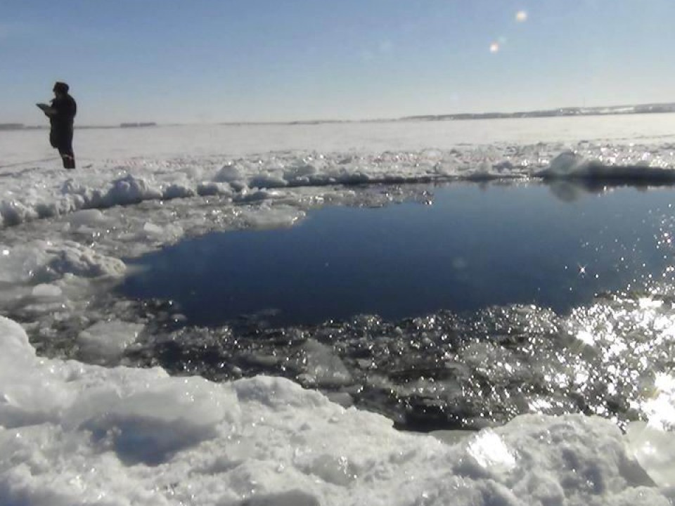 El meteorito ha impactado en los montes Urales. Foto: EFE