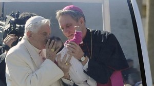 Despedida del papa Benedicto XVI. Foto: EFE