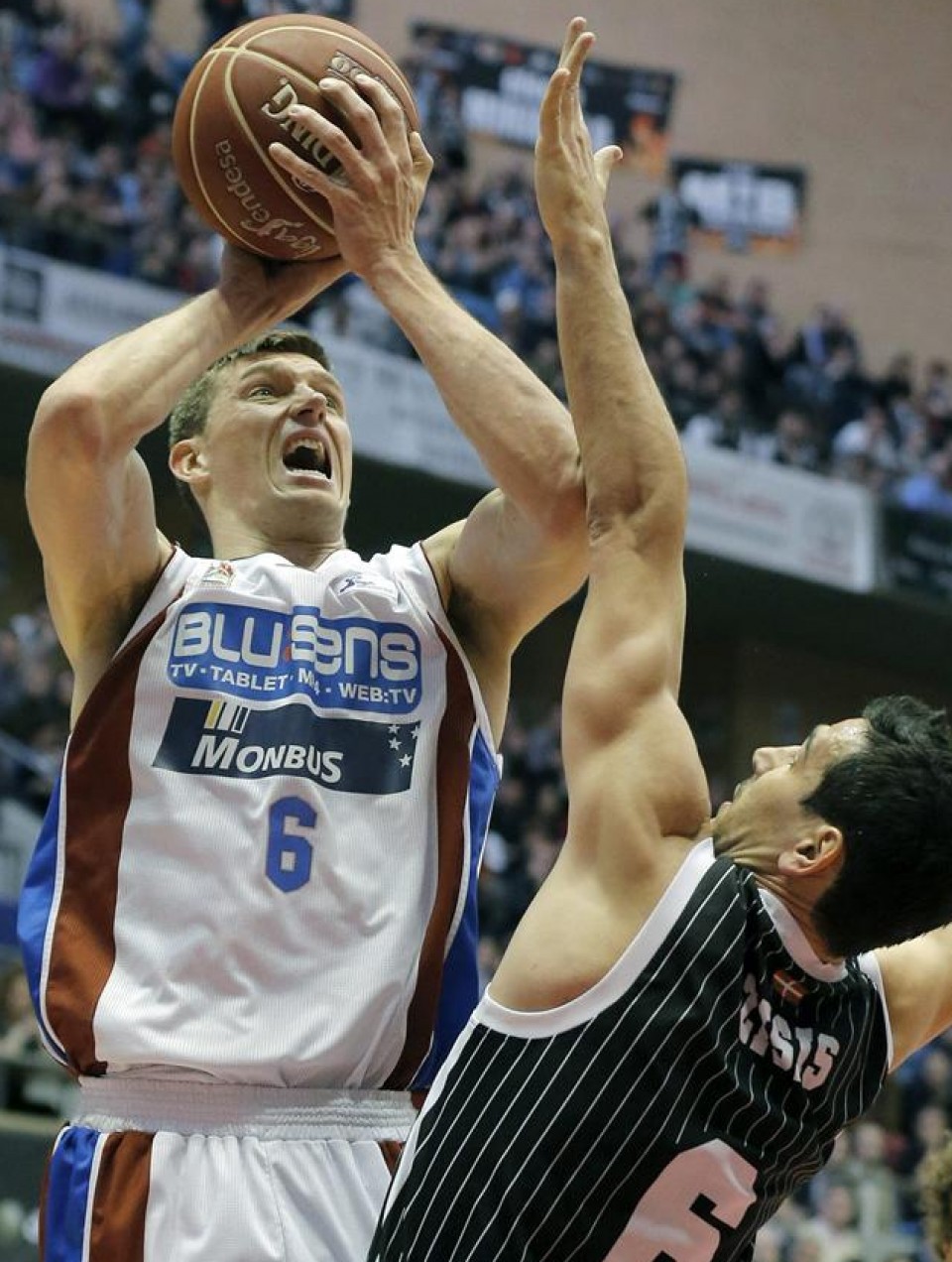 Obradoiro-Bilbao Basket (79-73). Argazkia: EFE