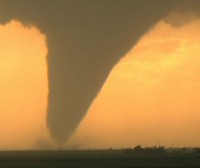 'Oklahomakoa ohikoa baino tornado handiagoa izan da'