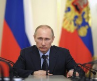 Putin llama a Obama para discutir una solución diplomática en Ucrania
