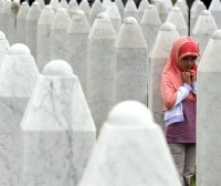 Herbehereak, Srebrenicako sarraskiko 300 hilketaren erantzule