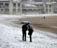 Activada la alerta por nieve, que este miércoles podría caer a nivel del mar