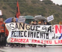 Manifestación contra el recrecimiento del pantano de Yesa