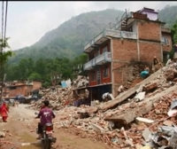 4 gradutik gorako erreplikak izan dituzte gaur Nepalen