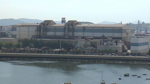 El accidente mortal ha tenido lugar en la planta de ArcelorMittal de Sestao. EiTB