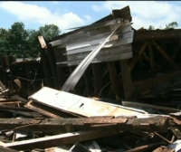 Un gran tornado destruye una pequeña localidad de Illinois
