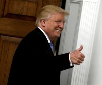 Trump dice que no ganó en votos porque se contaron los 'ilegales'