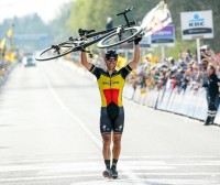 Gilbert triunfa en solitario en el Tour de Flandes