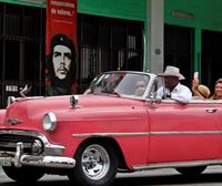 Obamak Kubarekiko sustatutako malgutzean atzera egingo du Trumpek