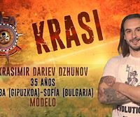 Krasi, un modelo y mecánico búlgaro residente en Deba