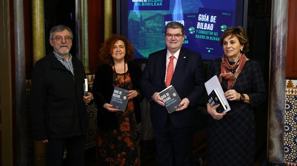 Esparza, Aburto y Ariztondo en la presentación del libro. Foto: Ayuntamiento de Bilbao.