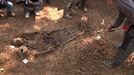 Exhumados dos cuerpos en Leránoz