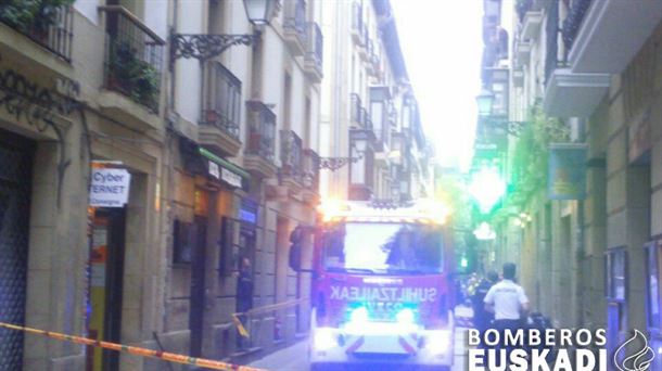 Incendio en la Parte Vieja de Donostia. Foto: Bomberos de Euskadi.