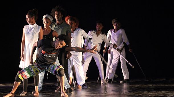 Kukai colabora con el grupo etíope Destino Dance Company