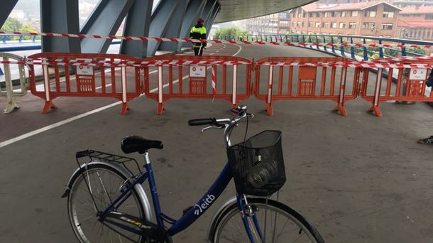 El puente Euskalduna se reabre para peatones y ciclistas este sábado. Imagen de archivo: EiTB