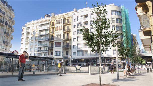 Recreación de la futura estación del Topo en la plaza Zubiri. Foto: Ayuntamiento de San Sebastián