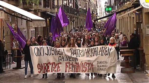 DONOSTIA MANIFESTAZIOA AZAROAK 25 EITB