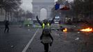 Macron cede ante las protestas de los 'chalecos amarillos'