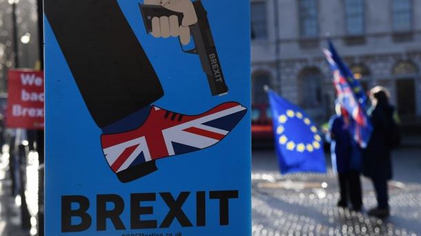 'Brexit'aren kontrako kartel bat