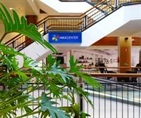El promotor eslovaco Peter Korbacka compra el centro comercial Max Center