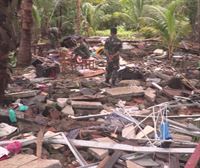 Elevan a 429 los muertos por el tsunami en Indonesia