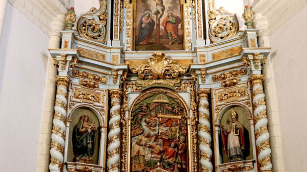 Arkaia y su iglesia neoclásica que esconde joyas del arte románico