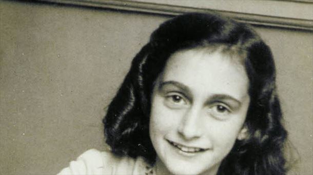 Ana Frank, vida y muerte de una niña en un diario bestseller
