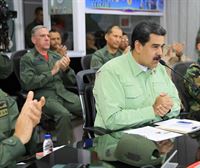 Armadaren 'leialtasun osoa' duela ziurtatu du Madurok