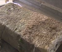 Larrabetzu retira la lápida de un aviador nazi enterrado en el pueblo