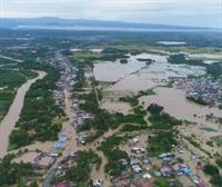 Al menos 29 muertos por las inundaciones y deslizamientos de tierra en Indonesia