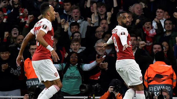 Aubameyang y Lacazette celebrando un gol del Arsenal.