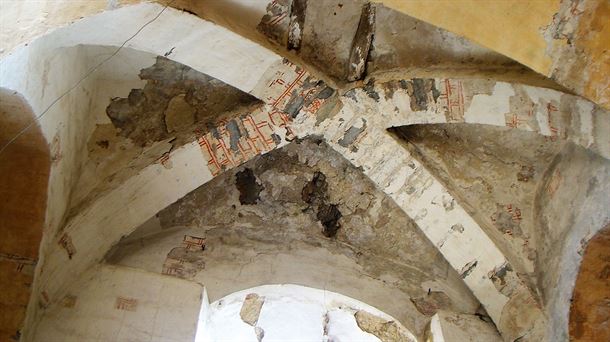 Luz y color en las iglesias medievales de Gorbeialdea, Lautada y Gasteiz