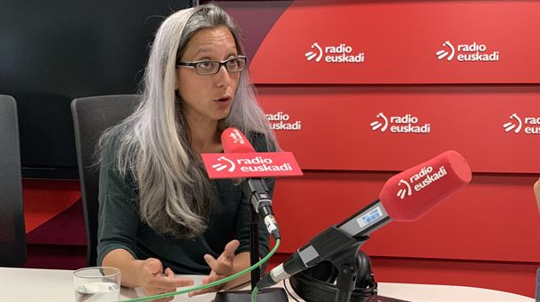 "No se entiende que el PSOE no ponga freno a las políticas de derechas"