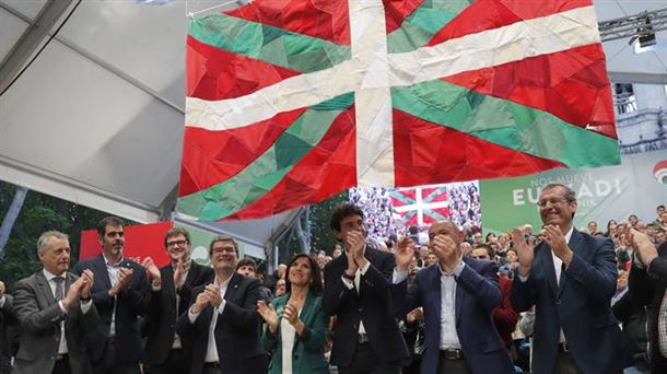 Acto de fin de campaña del PNV en Bilbao