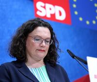 Dimite Andrea Nahles, líder del Partido Social Demócrata alemán y socia de Merkel