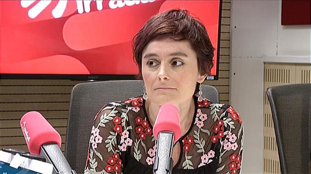 Garbiñe Aranburu en una imagen de archivo de una entrevista en Euskadi Irratia.