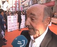 El actor Ramón Agirre y el programa 'A Bocados', premiados en FesTVal 2019