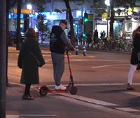 Vitoria prohibirá a bicicletas y patinetes eléctricos circular por zonas peatonales
