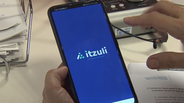 El traductor neuronal Itzuli, disponible para móviles